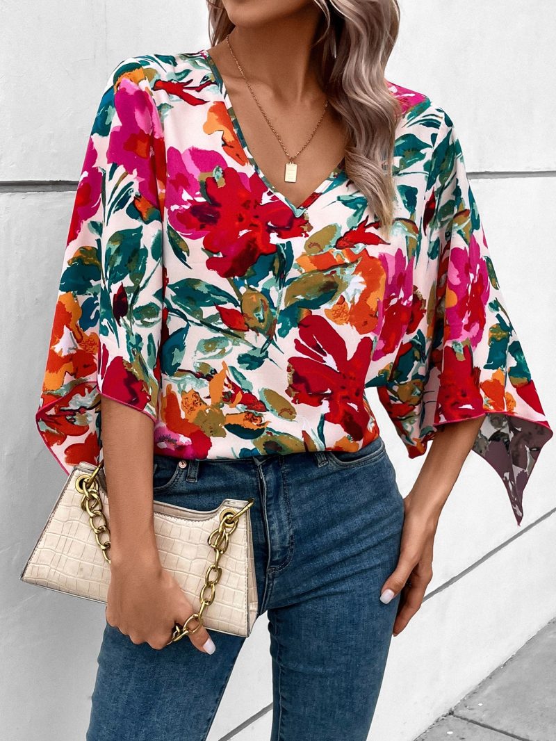 Women V Neck Three Point Sleeve Printed Elegant Loose Shirt