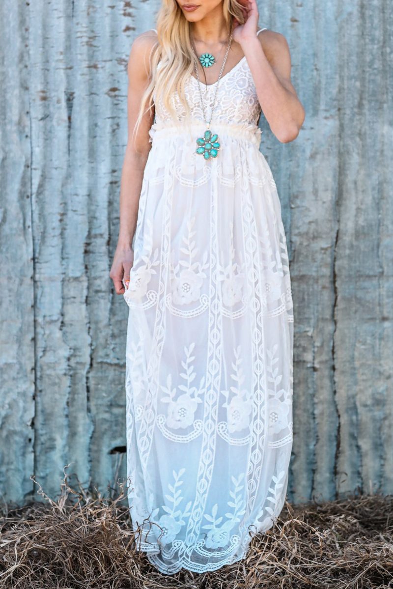 White Contrast Lace Backless Spaghetti Strap Maxi Dress