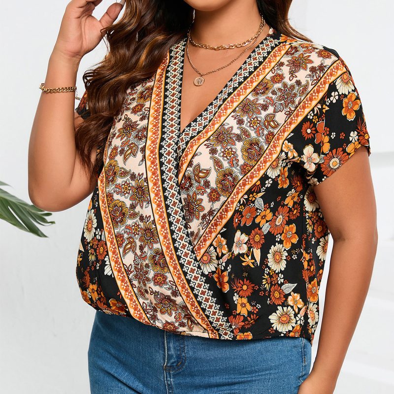 Printed V-Neck Shirt - Plus Size Summer